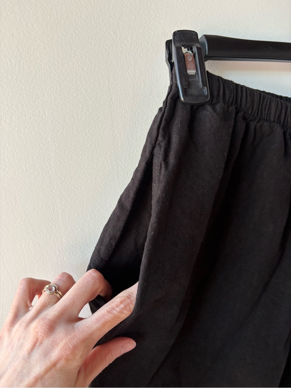 Bryn Walker Olivier Black Linen Lantern Pants Elastic Waist Crop Balloon Barrel - Picture 6 of 7